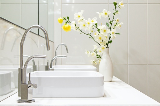 현대적인 욕실 - 무료 다운로드 가능한 실내