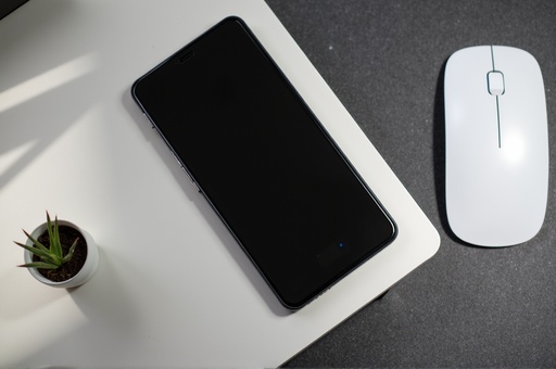 미니멀리스트 작업 공간 - 무료 다운로드 가능한 실내