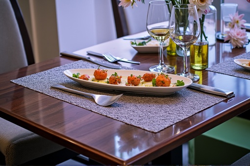 Floral centerpiece - 무료 다운로드 가능한 Dining environment